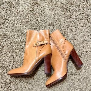 BRAND NEW VERONICA BEARD Womens Natural Tan Viv Almond Leather Heeled Boots 9 M